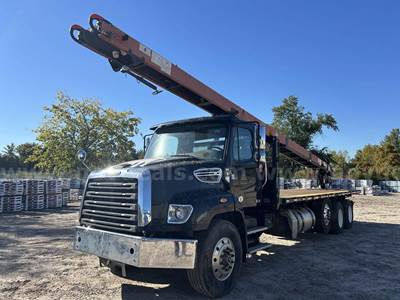 2016 Freightliner 114SD Tri/A w/ Cleasby FBR 6-40 Roofing Conveyor