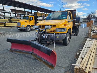 2005 GMC C4500 4X4 12FT Flatbed Dump With V Plow