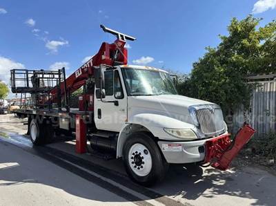 2007 International 4300 Elliott H60F MHUS HiReach Flatbed Truck