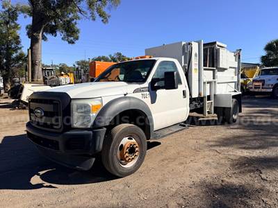 2015 Ford F-550  Martco Pak-Rat 10 Cu Yard Side Load Garbage Truck