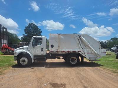 2008 Freightliner M2 106