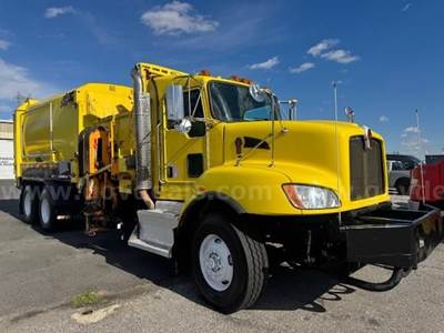2013 Kenworth T400 Tandem Axle Refuse Truck