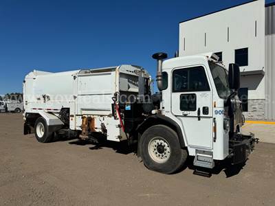 2018 PETERBILT PB520 LABRIE EX 17 YARD