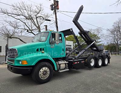 2005 Sterling LT9500 Tri Drop Axel Hook-Lift Truck