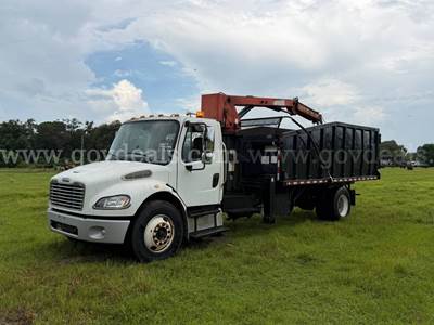 2006 Freightliner M2 106 T/A Grapple Truck