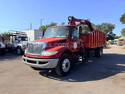 2009 International 4300 S/A Grapple Truck