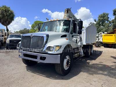2006 International WorkStar 7400 6x4 T/A Grapple Truck