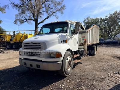 2007 Sterling Acterra S/A Grapple Truck