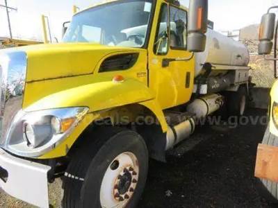 2012 International Etnyre Distributor truck