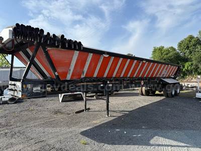 2005 Etnyre T/A Live Bottom Trailer