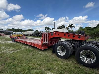 97 FONTAINE LOWBOY 70,000LBS - HONDA PONY MOTOR