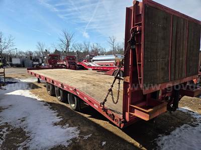 Tow Master 25 Ton Tri/A Lowboy