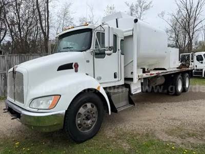2014 Kenworth T370 T/A Fuel & Lube Truck