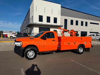2022 RAM 3500 UTILITY SERVICE CRANE