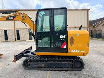 2017 Caterpillar 305-5E Mini Excavator * SEE VIDEO*