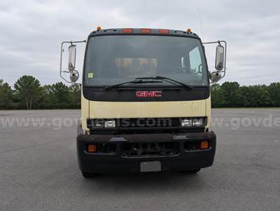2008 GMC Rack Body Scorpion  Attenuator Truck mounted on rear
