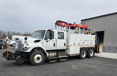 2015 International Service Truck
