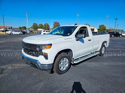 2024 Chevrolet Silverado 1500 WT Standard cab