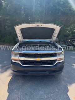 2017 Chevrolet Silverado 1500 Work Truck Short Box 2WD
