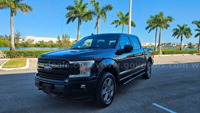 2019 Ford F-150 4WD CREW CAB LARIAT