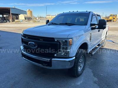 2022 Ford F350 SD 4x4 Crew Cab Pickup