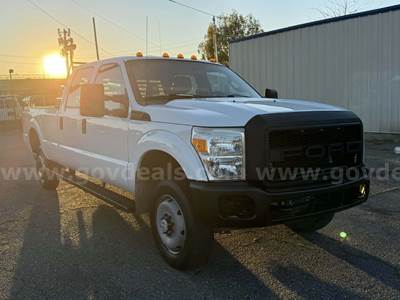 2012 Ford F-350 SD XL Crew Cab 4WD