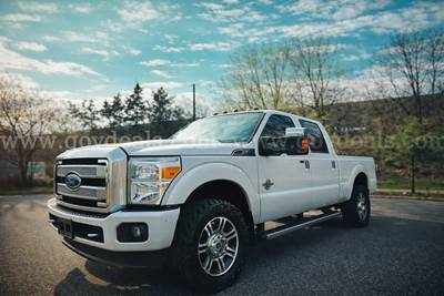 2016 Ford F350 Diesel Super Duty Crew Cab Platinum Pickup 4D 6 3/4 ft