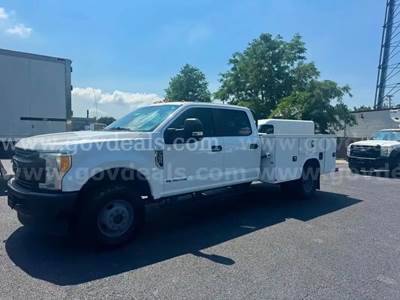 2017 Ford F-350 SD XL Crew Cab Long Bed DRW 4WD