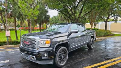 2014 GMC Sierra 1500 4WD V8 CREW CAB 5.3L DENALI