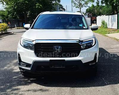 2022 Honda Ridgeline RTL-E CREW 4WD PICKUP 4-DR, only 20K miles