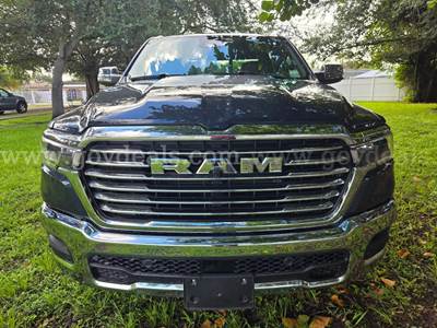 2026 RAM 1500 Laramie Crew Cab SWB 4WD