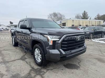 2023 Toyota Tundra Crew Cab 4x4 Pickup