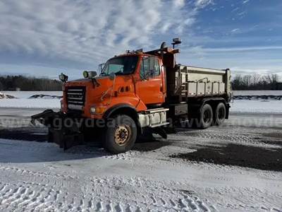 2006 Sterling LT9500 Snow Plow Truck