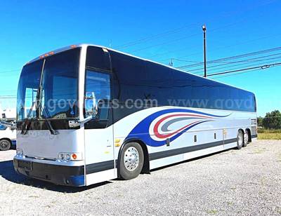 2013 Prevost Bus