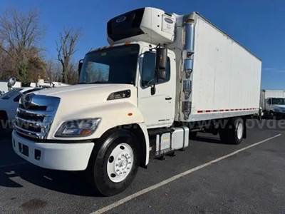 2017 HINO 268A Reefer Truck