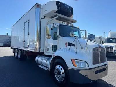 2019 Kenworth T370 T/A Reefer Box Truck