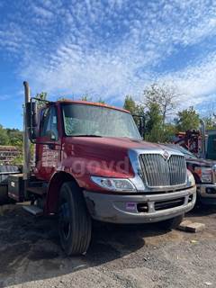 2007 International 4400 SBA 4X2 (Reserve Lowered)