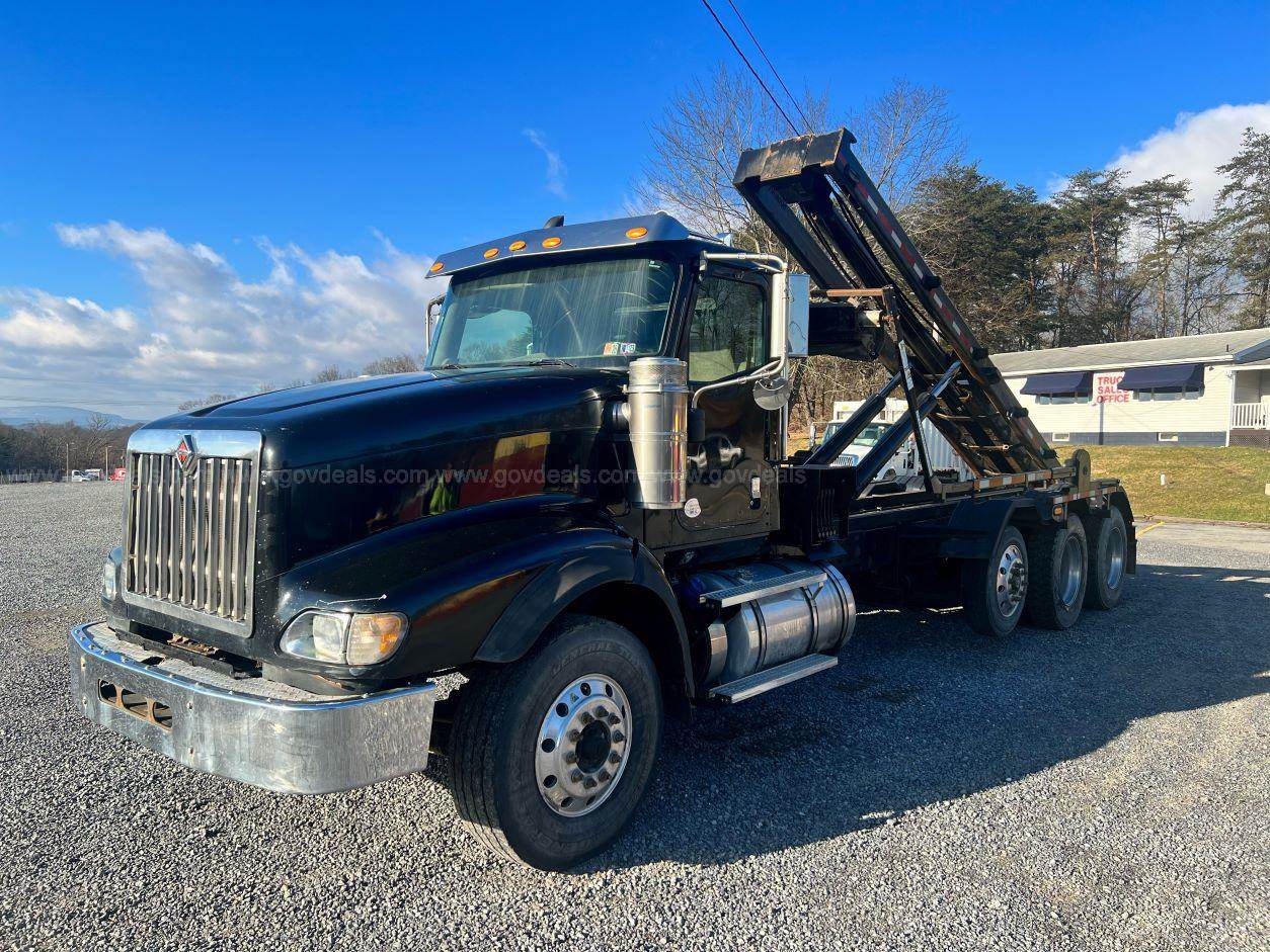2016 International Roll off Truck For Sale, 447,030 Miles