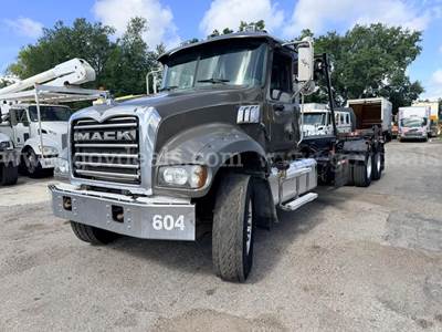 2012 Mack GU713 T/A Roll Off Truck