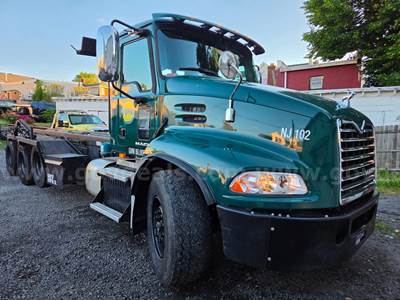 2017 Mack CXU600