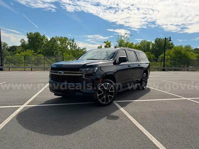 2021 Chevrolet Suburban RST 4X4 Fully Loaded!!