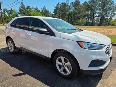 Brand New (Never Titled) 2024 Ford Edge SE AWD