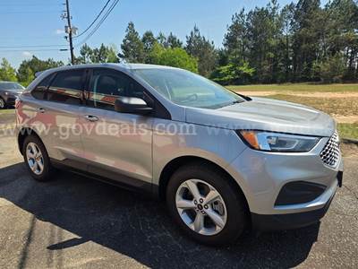 Brand New (Never Titled) 2024 Ford Edge SE AWD