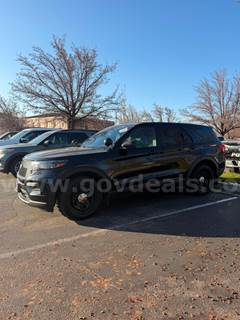 2023 FORD EXPLORER HYBRID AWD - RUNS AND DRIVES