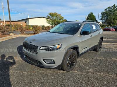 2023 Jeep Cherokee Altitude Lux 4x4