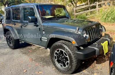 2018 Jeep Wrangler JKU - Manual Transmission