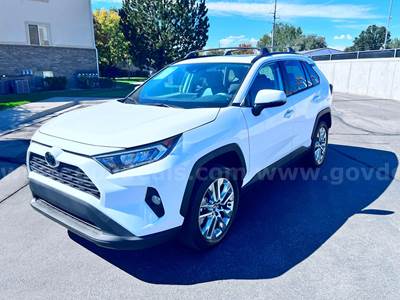 2020 TOYOTA RAV4 RUN AND DRIVE SHIPPING AVAILABLE