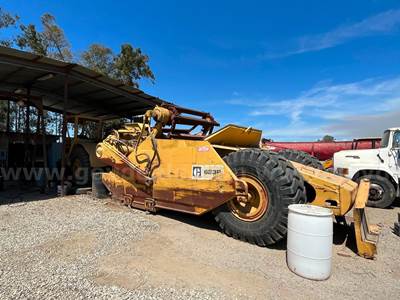 1980 Caterpillar 623B Scraper