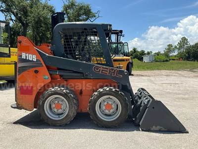 2018 GEHL COMPACT SKID STEER LOADER MODEL R105, DIESEL
