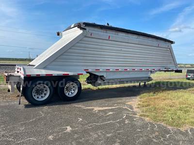 Travis 39FT Tandem Axle Belly Dump Trailer